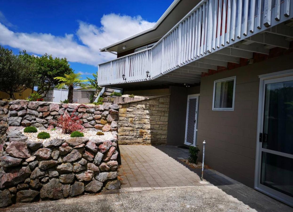 Spacious Utuhina Holiday House Rotorua Extérieur photo