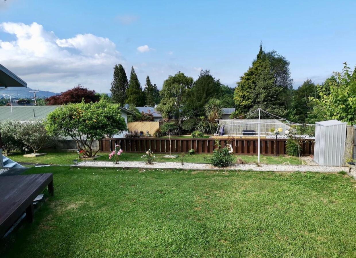 Spacious Utuhina Holiday House Rotorua Extérieur photo