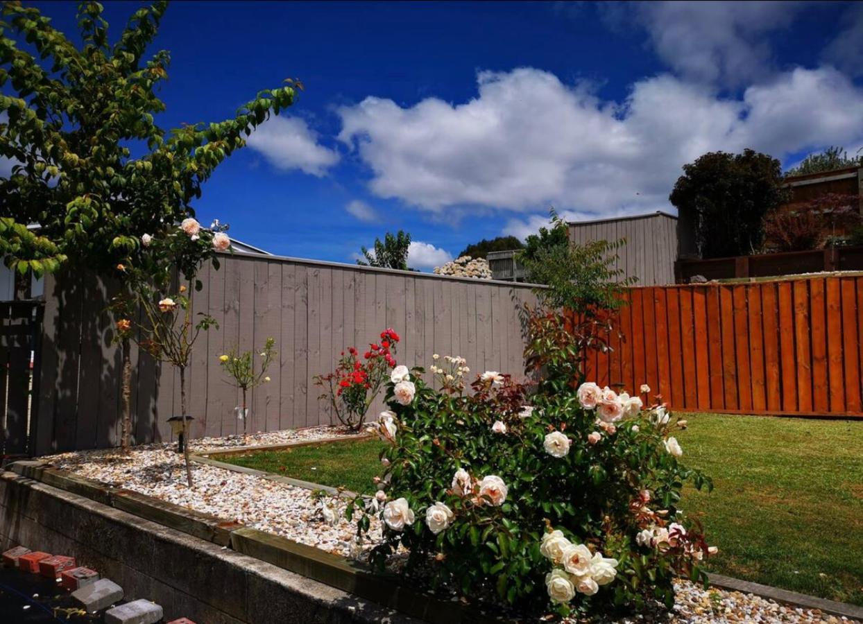 Spacious Utuhina Holiday House Rotorua Extérieur photo