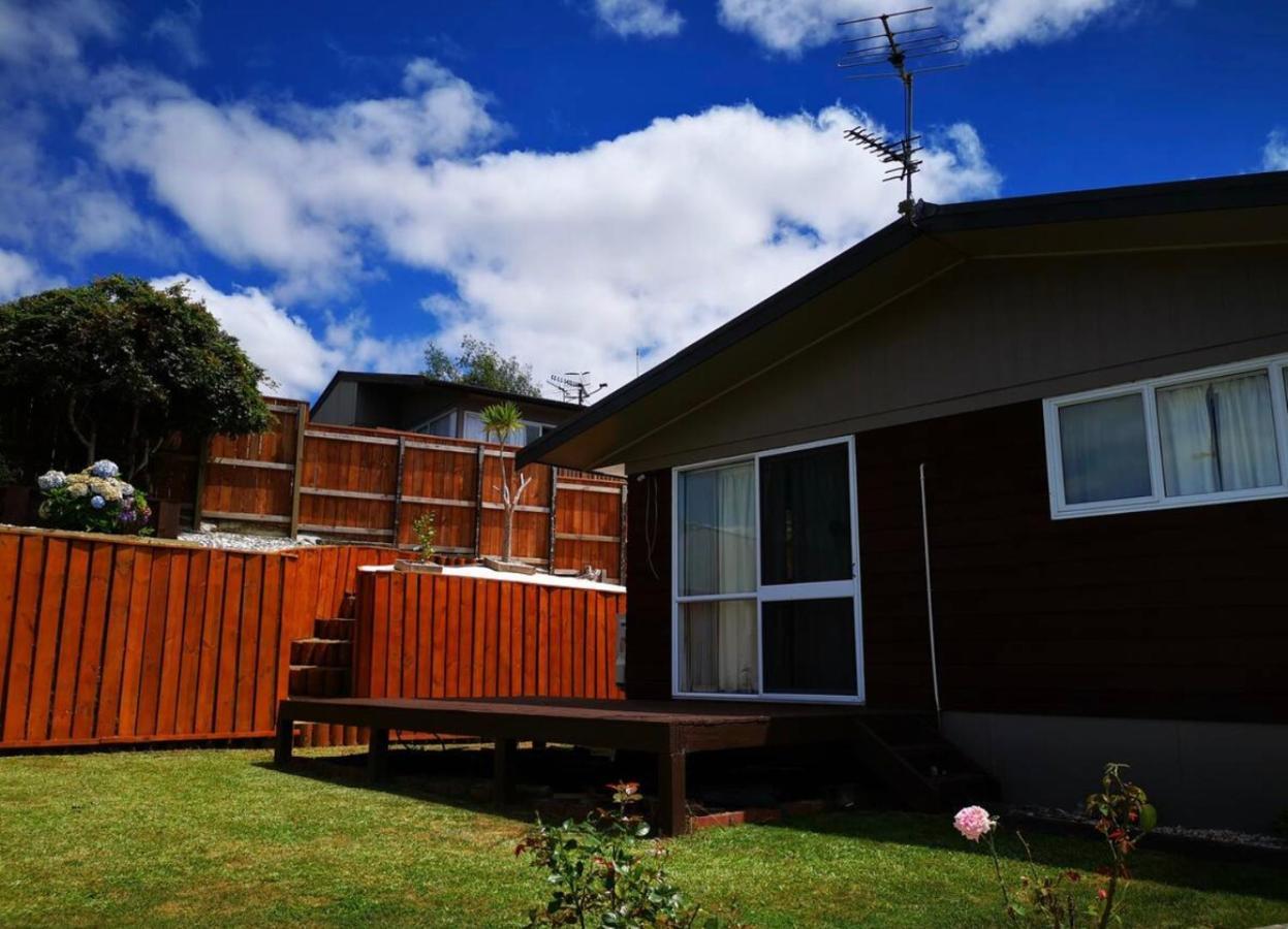 Spacious Utuhina Holiday House Rotorua Extérieur photo